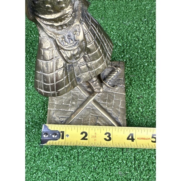 Handmade Brass‎ Bearded soldier With Hands Raised Above made in britian - Picture 9 of 10